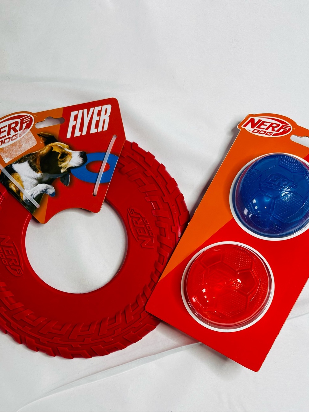 Nerf Dog Flyer and Balls Bundle